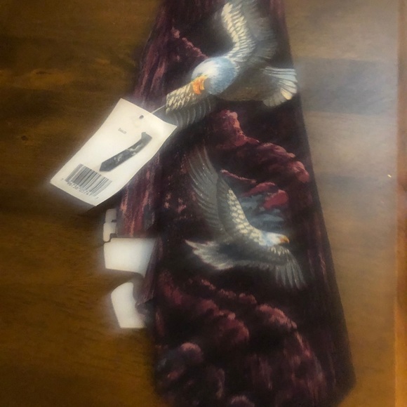 Eagles wings men’s neck tie NEW - Picture 2 of 3